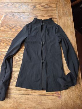 Joah Brown black clasp black long sleeve shirt sz XS/S